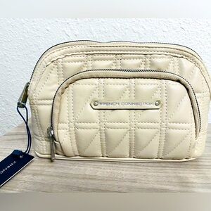 🤩NWT London Fog cosmetic bag